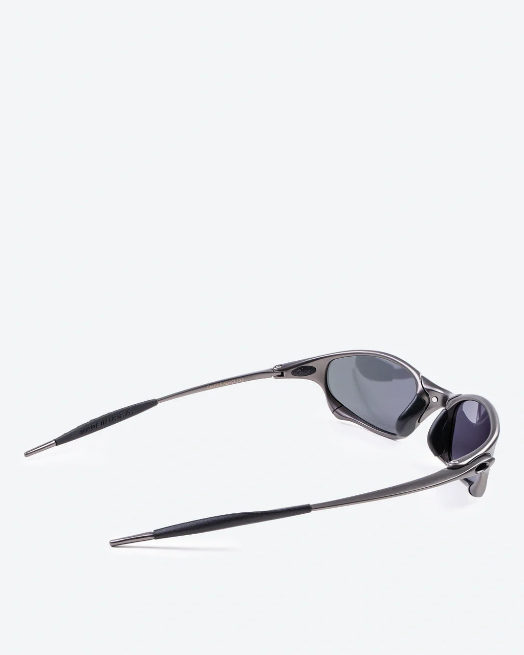 PHANTOM - Sapphire Polarized Lenses, Carbon Frame